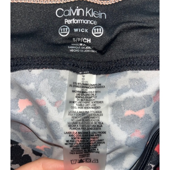Calvin Klein Performance cheetah leggings size small - Picture 3 of 3